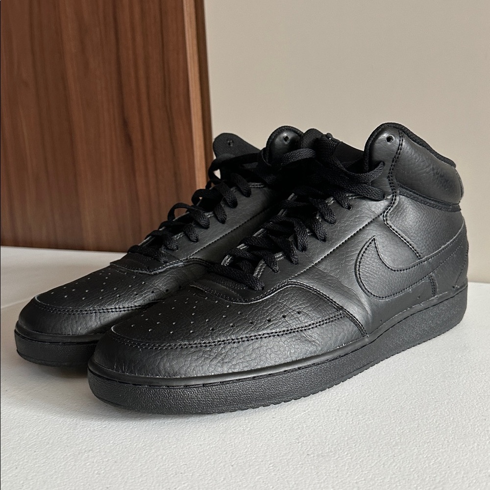 Nike Court Vision Mid Men’s Triple Black Basketball Sneakers Size 13
